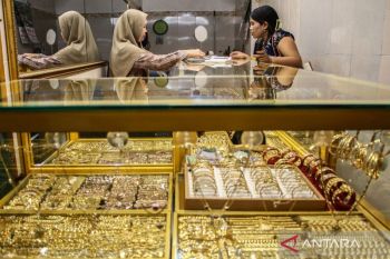 Harga emas Antam pturun  jadi Rp2,759 juta/gram