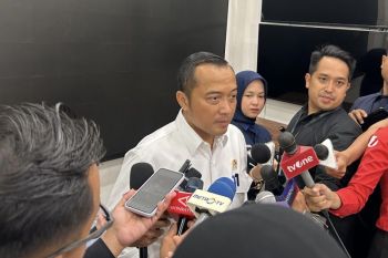 Presiden Prabowo resmi copot Silmy Karim sebagai Wamen Imipas