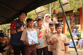 Pemkot siapkan 15.586 kursi SMP untuk tampung lulusan SD di Padang