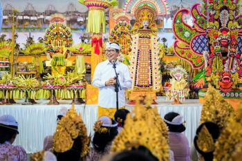 Pemkab Badung Apresiasi Upacara Massal Karya Nyawa Wedana di Ungasan