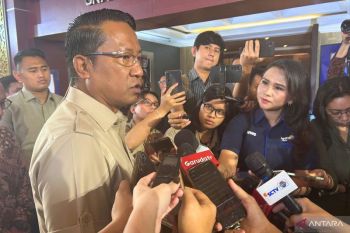 Menkum: Jangan main-main dengan layanan publik