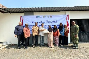 PG Pesantren Baru Kediri salurkan bantuan untuk warga