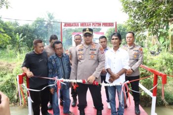 Polres Banjarbaru bangun dua Jembatan Merah Putih Presisi dukung mobilitas warga