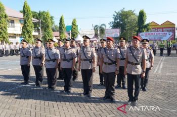 Sejumlah Pamen dan Pama Polres Situbondo dimutasi untuk penyegaran
