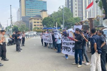Aliansi Mahasiswa Bali minta APH usut dugaan penyimpangan dana reses