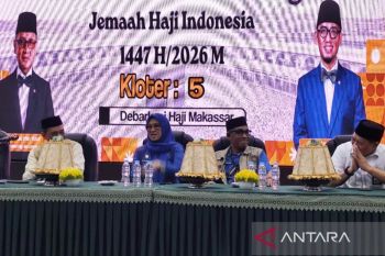 Bupati Gowa sambut kepulangan jamaah di Makassar