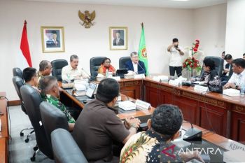 Wamendagri kunjungi Maluku perkuat sektor maritim dan PSN