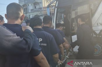 Ribuan warga binaan Lapas Kelas IIA Jambi dipindahkan ke blok hunian baru