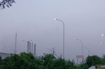 Warga Tangerang keluhkan polusi asap pabrik peleburan timah