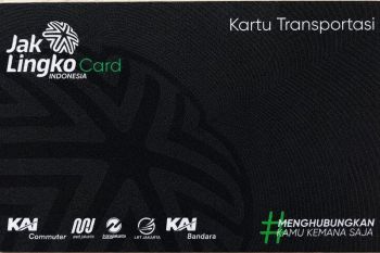 Pakai kartu JakLingko hitam bisa lebih hemat ongkos transportasi