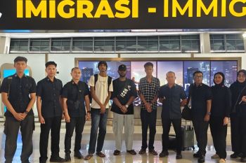 Imigrasi Bandarlampung deportasi tiga orang WNA Sudan