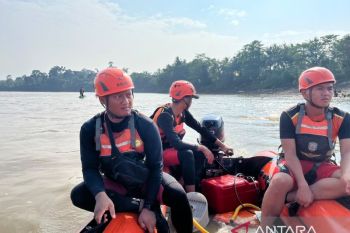 SAR Palembang cari bocah 11 tahun hilang terseret arus di Sungai Musi