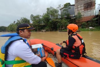 Basarnas Palangka Raya cari anak tenggelam di Sungai Kapuas