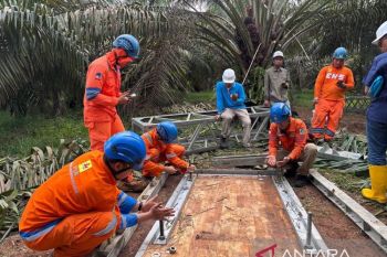 PLN Pasang Tower Emergency dan Kerahkan Ratusan Personel untuk Percepat Pemulihan Sistem Kelistrikan Sumatera Utara