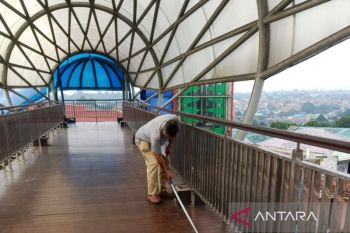 Lift JPO Lenteng Agung rusak akibat aksi vandalisme, Bina Marga lakukan perbaikan