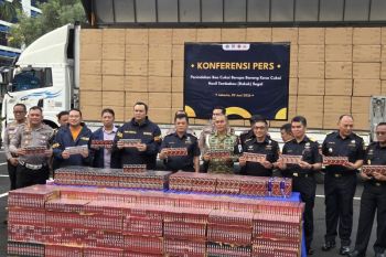 Bea Cukai gagalkan peredaran 8,9 juta batang rokok ilegal
