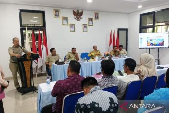 Pemkab Kepulauan Seribu perkuat peran RT/RW dan LMK