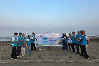 PLN UID Sumbar dukung aksi bersih Pantai Purus, kolaborasi merawat bumi bersama Pemprov Sumbar