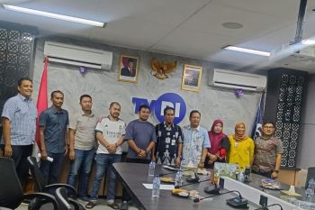 Dongkrak ekonomi daerah, TVRI gratiskan izin nobar Piala Dunia untuk warkop di Aceh