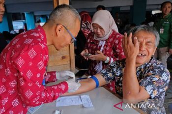 Dinkominfo Temanggung gelar cek kesehatan gratis bagi pegawai dan wartawan