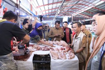 Terpantau harga telur, ayam dan cabai alami penurunan di Pekanbaru
