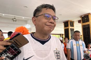 Wali Kota Ambon imbau warga jauhi judi daring