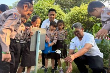Hari Lingkungan Hidup di Pati diperingati dengan gerakan menanam pohon