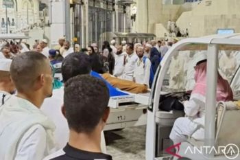 Seorang haji asal Medan wafat saat dirawat di tanah suci