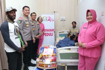 Polda Papua gelar bakti kesehatan jelang HUT ke-80 Bhayangkara