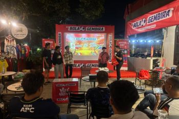 Telkomsel hadirkan nonton bareng Bola Gembira MAXStream TV