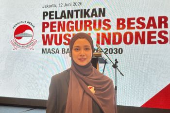 Lindswell Kwok kini jadi pelatih timnas wushu Indonesia