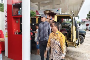 Ketua DPRD HSU monitoring penyaluran BBM di SPBU Tayur