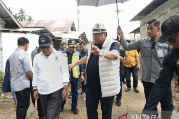 Rachmat Gobel kunjungi desa terdampak banjir di Gorontalo