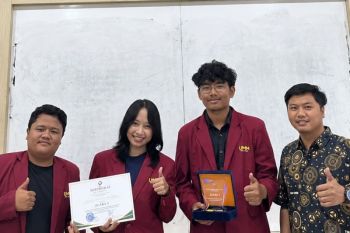 Mahasiswa UMM kembangkan inovasi mesin pencuci singkong untuk UMKM