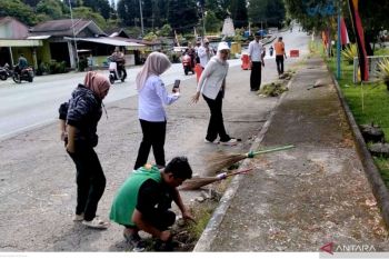 Bunda lingkungan hidup Kabupaten Solok ajak masyarakat kelola sampah rumah tangga