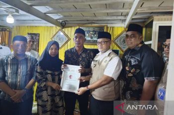Menhaj takziah ke rumah seorang haji asal Maros yang wafat di tanah suci
