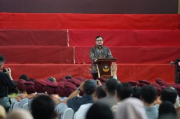 73,21 persen lulusan SMA Dharma Wanita 1 Pare tembus PTN
