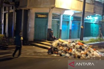 DLH Cianjur gencarkan sosialisasi pilah sampah libatkan desa dan RT