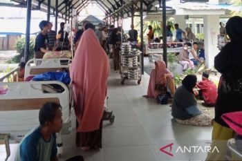 Pasien RS Anuntaloko Parigi dievakuasi akibat gempa magnitudo 6,7