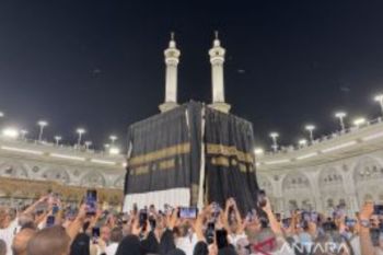 Pembuatan Kiswah Ka'bah dengan Teknologi Canggih Rampung