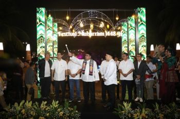 Pemprov DKI meriahkan Tahun Baru Islam dengan pawai obor elektrik