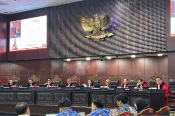 Permohonan uji materiil kuota internet hangus tak dapat diterima MK