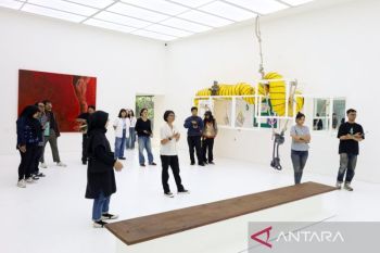 EDSU House berkolaborasi dengan tiga seniman lewat pameran "Menuju/Dari"