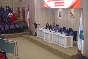 Wujudkan generasi melek finansial, Pemkot Kendari fasilitasi pembukaan rekening siswa