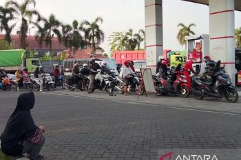 Pemkab Lumajang pantau distribusi BBM untuk kelancaran mobilitas warga