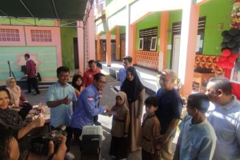 Pemkab Sumbawa Barat mendukung perlindungan administrasi anak