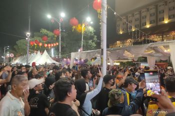 Festival kuliner malam di kawasan Pecinan Glodok Jakbar diserbu masyarakat