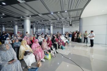 Pemprov Sulteng sambut kedatangan jamaah haji kloter BPN-9Palu