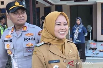 Pemkab Blora mengupayakan bantuan sambungan listrik untuk 25 keluarga