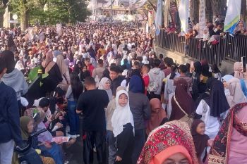 Festival kuliner tutup peringatan 100 tahun Jam Gadang Bukittinggi